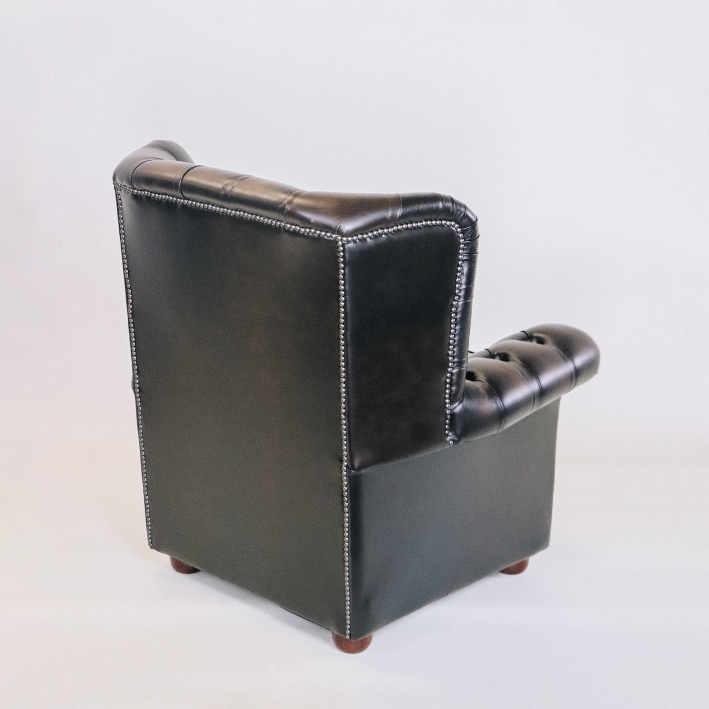 "Wales" Chesterfield Ohrensessel in Birch Antique Tan - Sofort Lieferbar