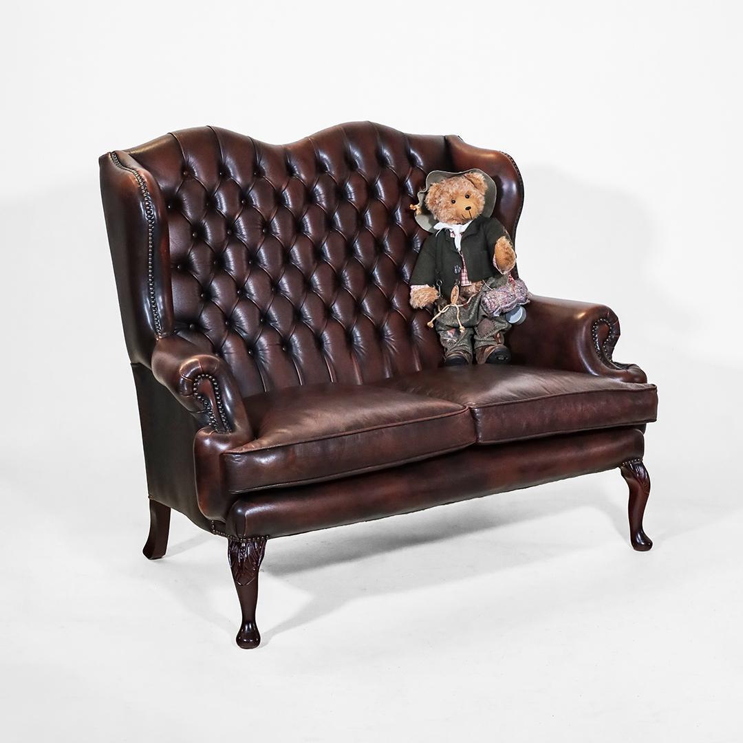 "Queen Anne" True Vintage Chesterfield Sofa 2-Sitzer in Birch Antique Tan - Sofort Lieferbar