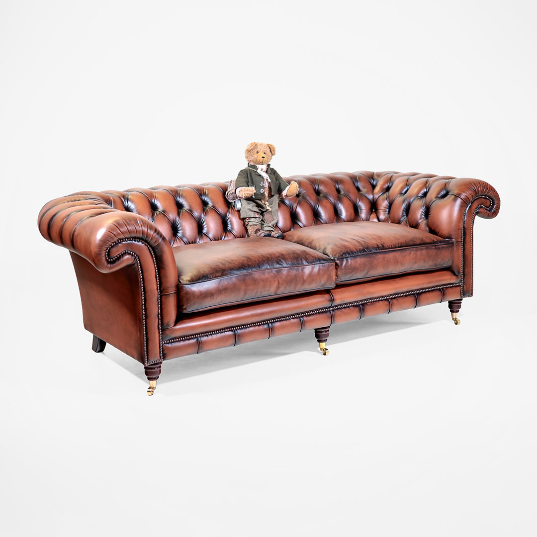 Chesterfield Sofa „Dexter“ 3-Sitzer in Birch Antique Tan - Sofort lieferbar