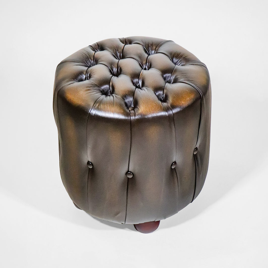 Chesterfield Hocker „Barrel“ – Birch Antique Harvest Gold Leder - Sofort Lieferbar