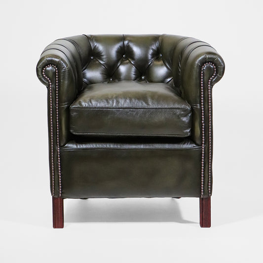 Chesterfield Sessel "Diana" – Englischer Clubsessel in Olive Grün - Sofort lieferbar!