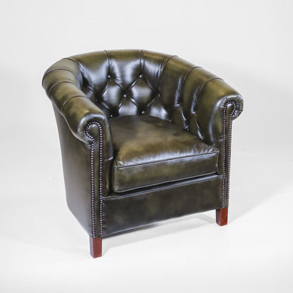 "Diana" Chesterfield Clubchair in Birch Antique Olive Rub-Off Leather - Sofort Lieferbar