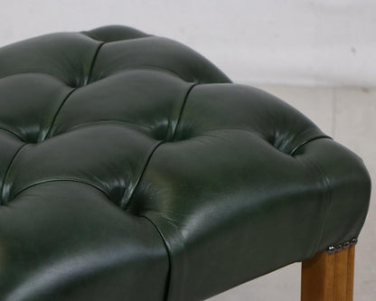 Chesterfield Hocker "ROYAL" in Grün – Crest Legacy Hunter - Sofort Lieferbar