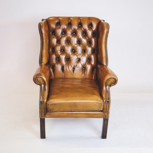 Vintage Chesterfield Ohrensessel Goldbraun - Sofort Lieferbar