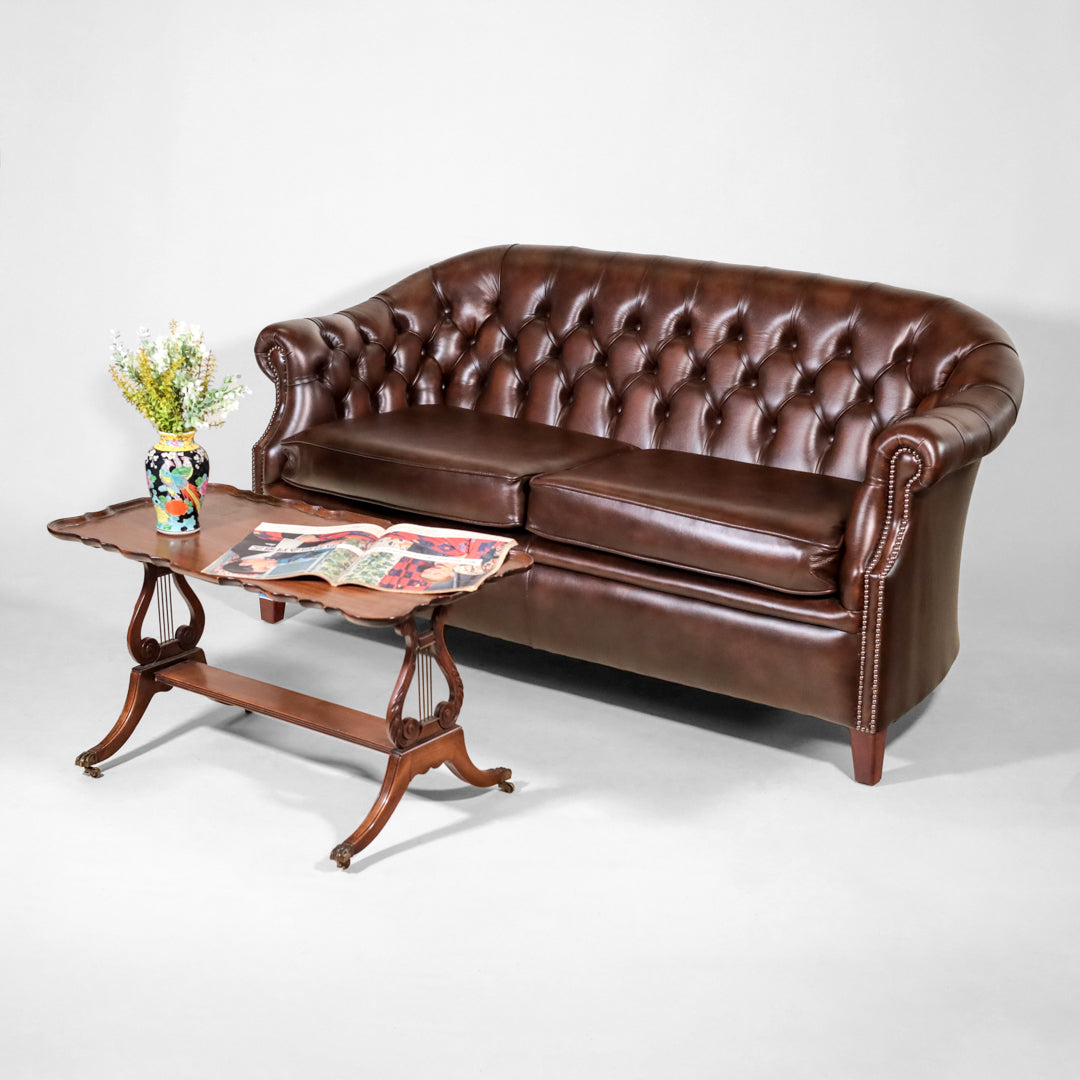 "Lord" Chesterfield 3-Sitzer Sofa in Birch Antique Brown Leder - Sofort lieferbar