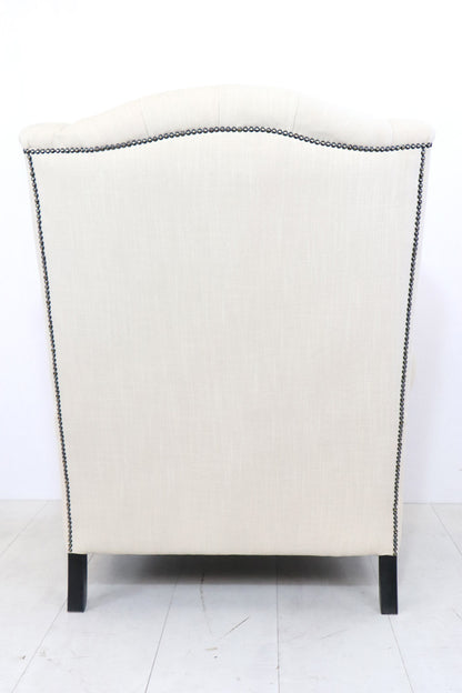 Chesterfield Ohrensessel "New Haven" in weißem Stoff - Sofort Lieferbar