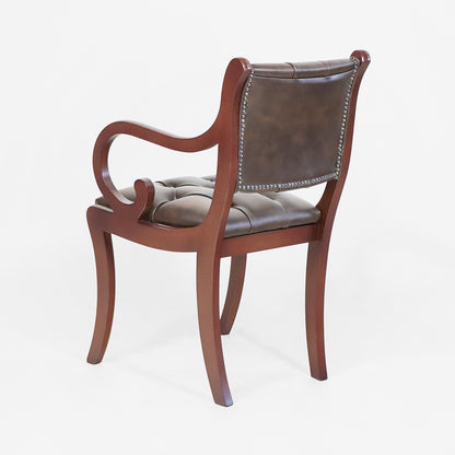 Chesterfield "Canterbury Carver Chair" Armlehnstuhl  – Braunes Leder & Mahagoni - Sofort lieferbar