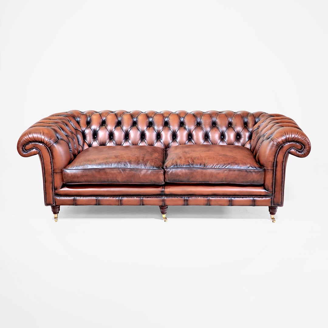 Chesterfield Sofa „Dexter“ 3-Sitzer in Birch Antique Tan - Sofort lieferbar