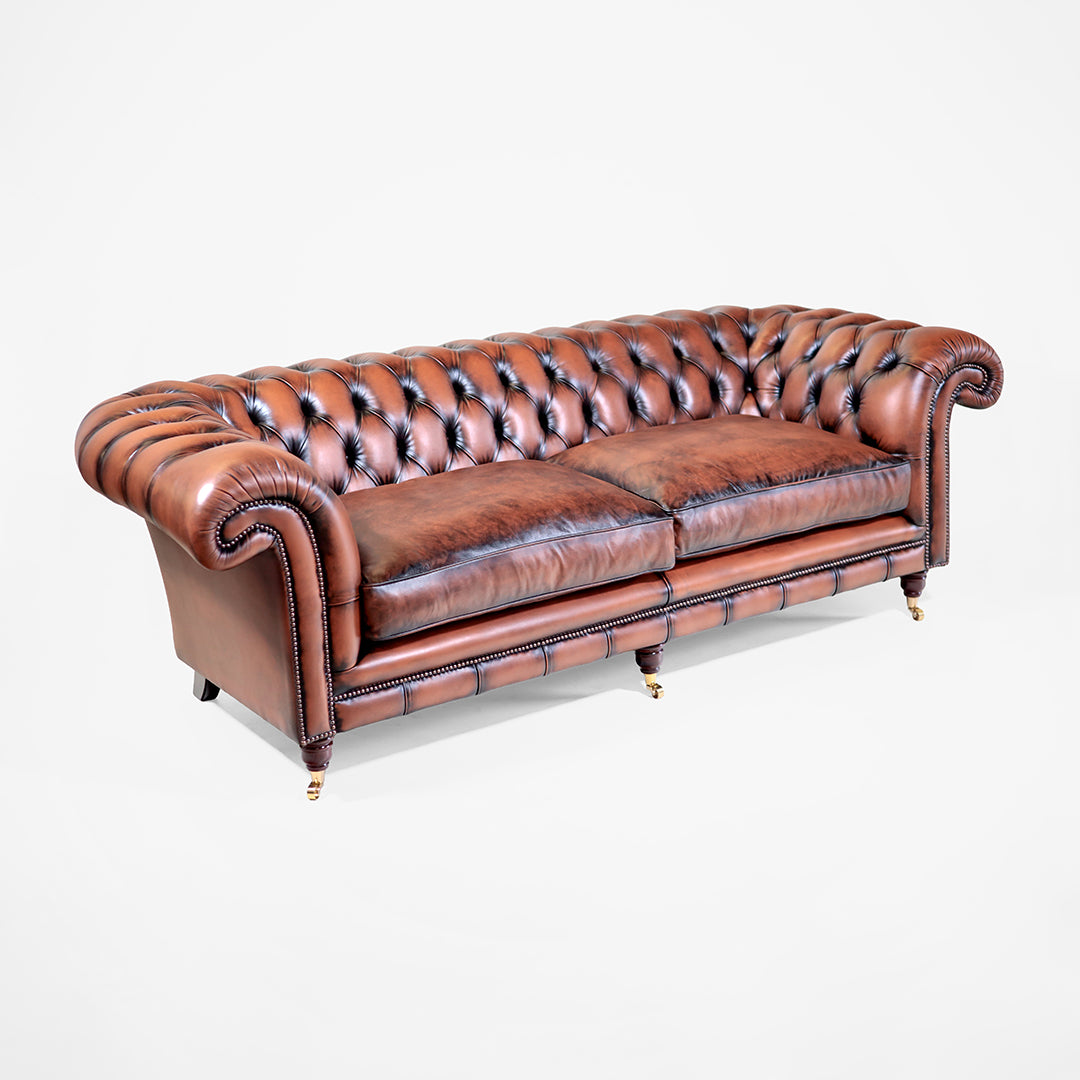 Chesterfield Sofa „Dexter“ 3-Sitzer in Birch Antique Tan - Sofort lieferbar
