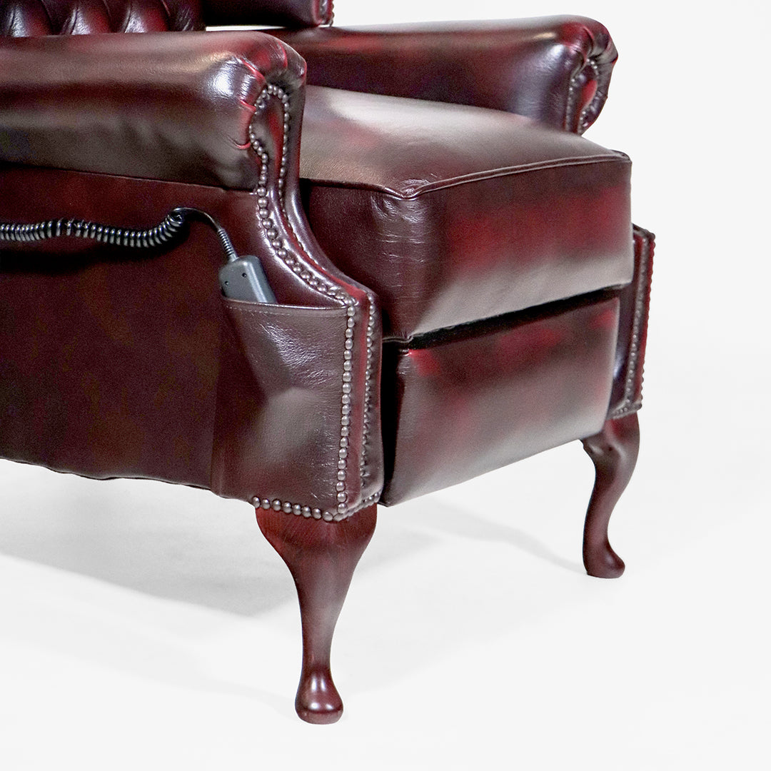 Chesterfield Relaxsessel Scroll Wing elektrisch Antique Red Fernsehsessel - Sofort Lieferbar