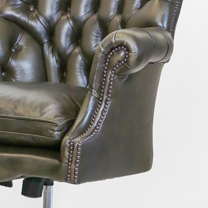 Chesterfield Bürostuhl "Board Chair" aus Leder in Olive Grün - Sofort Lieferbar