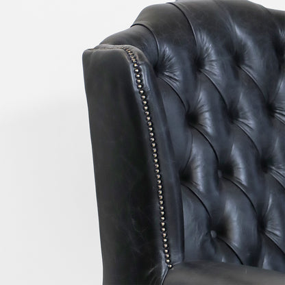Chesterfield Wing Chair "Queen Anne" aus schwarzem Echtleder - Sofort lieferbar