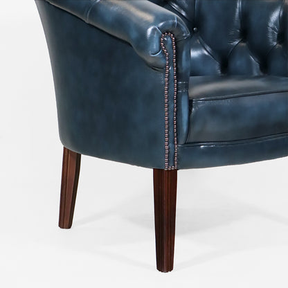 Blauer Chesterfield Ledersessel "Victorian Club Tub" – Englischer Clubsessel -  Sofort lieferbar