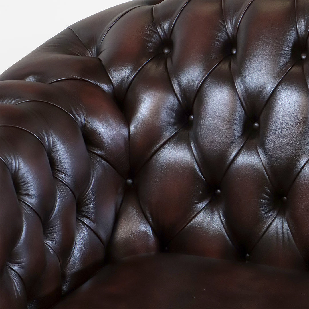 Braunes Chesterfield Ledersofa "Worcester" – 2,5-Sitzer - Sofort lieferbar