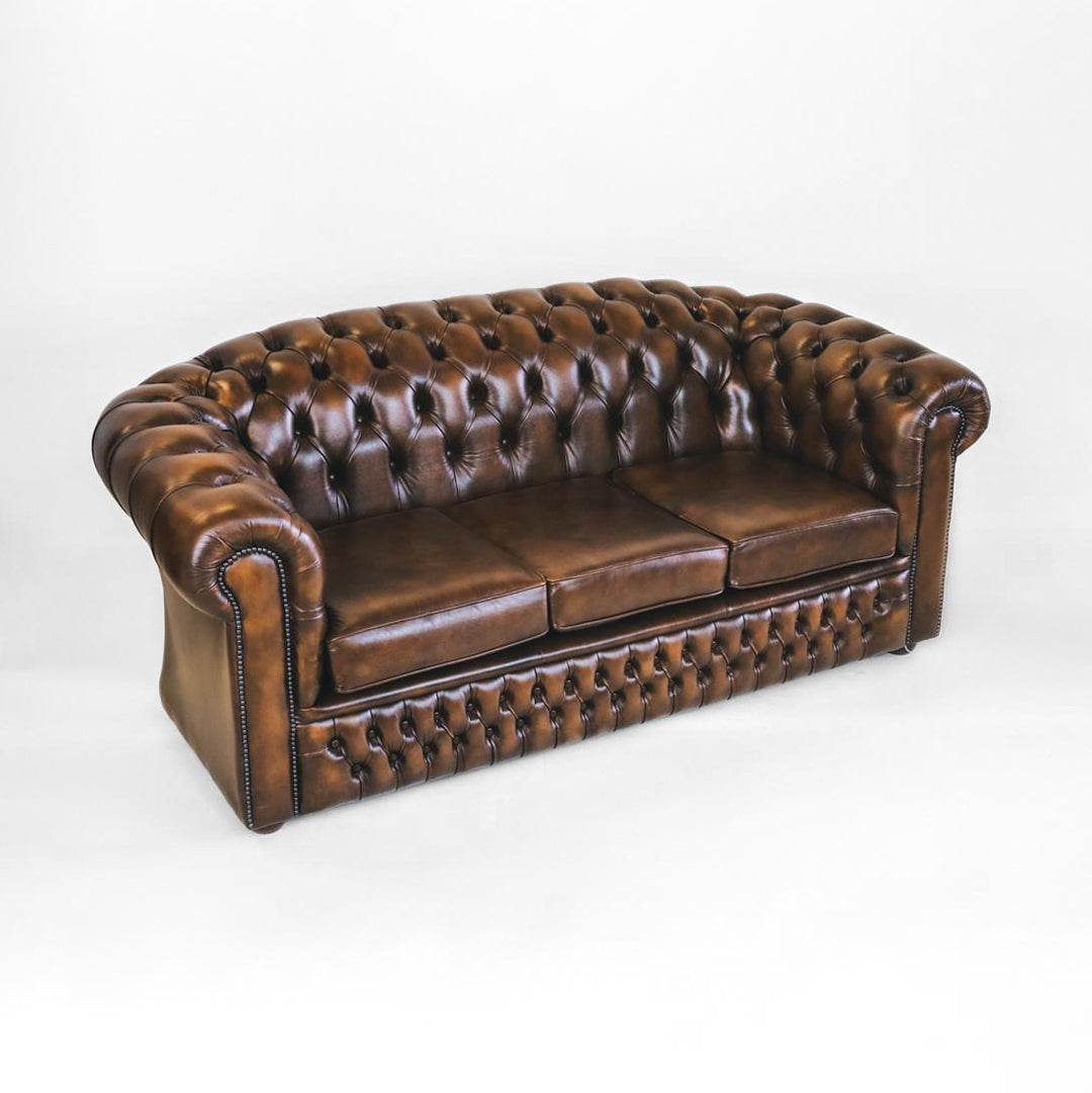 "Cambridge" Chesterfield 3-Sitzer Sofa in Birch Antique Gold Leder - Sofort lieferbar