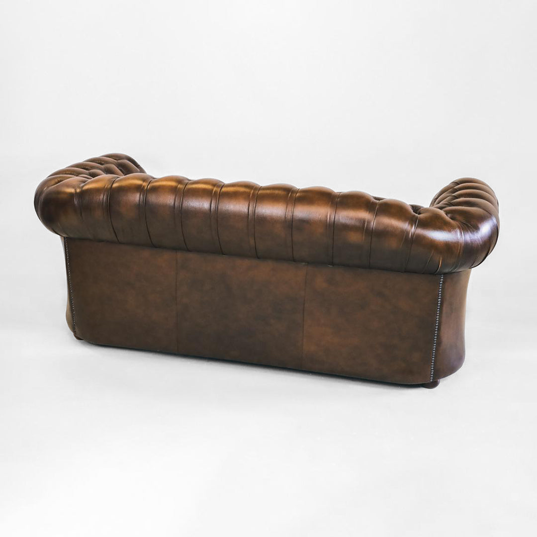 "Cambridge" Chesterfield 3-Sitzer Sofa in Birch Antique Gold Leder - Sofort lieferbar