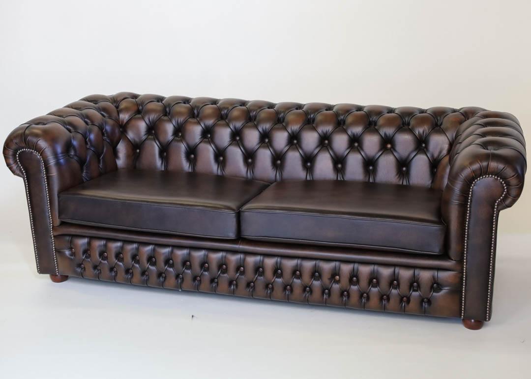 Chesterfield Sofa 3-Sitzer "Tudor" aus Echtleder – Birch Antique Tan Ledersofa, sofort lieferbar