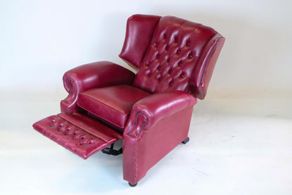 "Abigail" Chesterfield Recliner in Old English Burgundy - Sofort Lieferbar