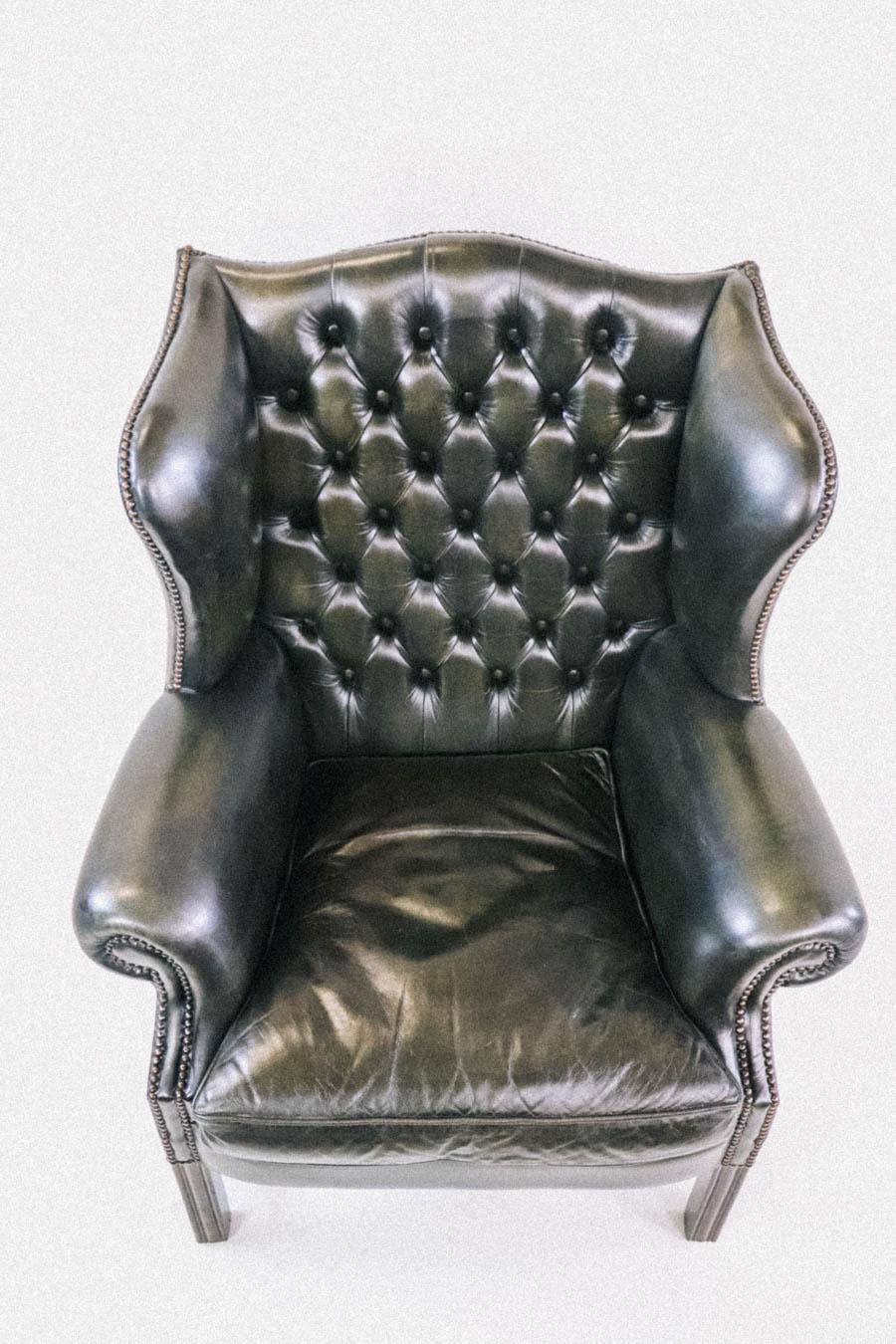 Vintage Chesterfield Ohrensessel Wingchair klassischer englischer Sessel - Sofort Lieferbar